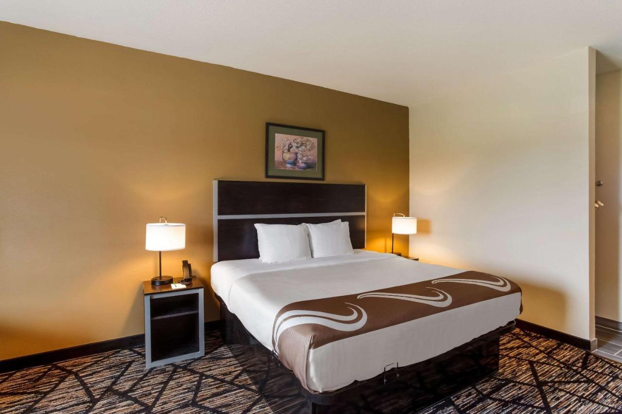 Quality Inn & Suites Pearl-Jackson Exterior foto